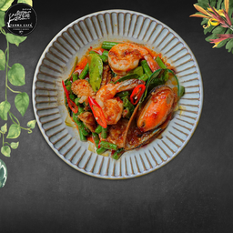 ผัดพริกแกงทะเล(กับข้าว)