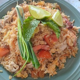 ข้าวผัดรวมมิตร (หมู ทะเล)