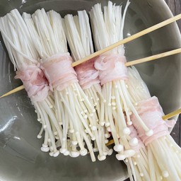 เห็ดเข็มทองพันสามชั้น