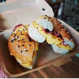 Chob cafe Bagel and Sandwich