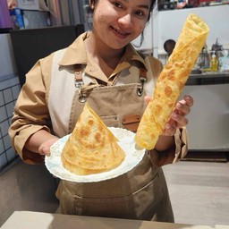 โรตีคมแฝก เนยนม