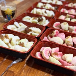 ครัวบ้านลูกหมู ผรั่งแช่บ๊วย