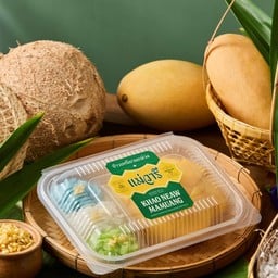 ข้าวเหนียวมะม่วงน้ำดอกไม้ (ขาว x ใบเตย x อัญชัน)
