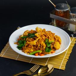 ผัดมาม่า