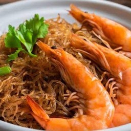 กุ้งอบวุ้นเส้น