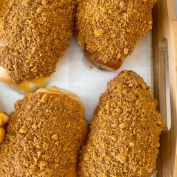 ปังเกลือบิสคอฟ