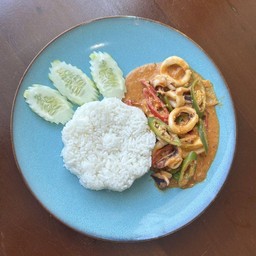 ข้าวราดผัดไข่เค็ม