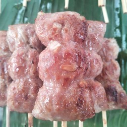 แหนมหมู (แถมพริก+ขิง+กะหล่ำ)