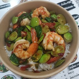 กะเพรากุ้งสะตอราดข้าว