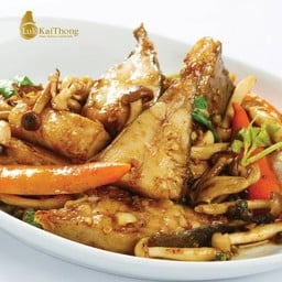 ปลาเต๋าเต้ยผัดเห็ดญี่ปุ่น