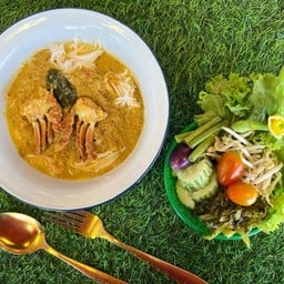 ขนมจีนน้ำยากะทิปูม้า