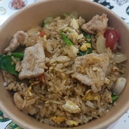 ข้าวผัดหมู