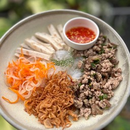 เตี๋ยวทรงเครื่องเวียดนาม