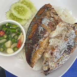 ข้าวปลาทูแกะ (น้ำปลาพริกแซ่บ)