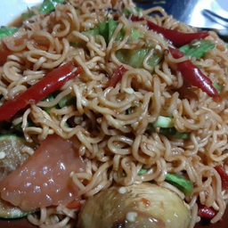 ตำมาม่า