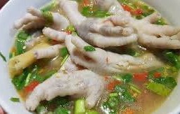 ต้มซุปเปอร์ตีนไก่
