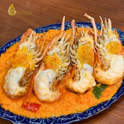 กุ้งแม่น้ำผัดผงกะหรี่