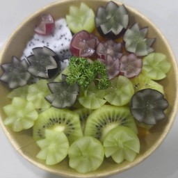 องุ่น+แก้วมังกร+ส้ม+กีวี พร้อมทาน