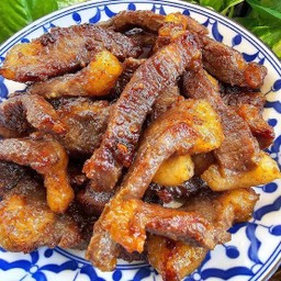 ข้าวเนื้อกัดมัน