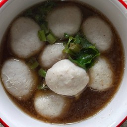 ลูกชิ้นเนื้อลอยซุป