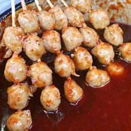 J&N ลูกชิ้นปิ้ง & หมูยอ นึ่งและยำ (ลูกชิ้นสะพานนนท์เจ้าดัง)