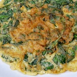 ไข่เจียวใส่โหระพา