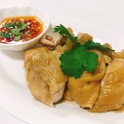 นงค์ไก่ต้มน้ำปลา ตลาดร่วมเจริญ