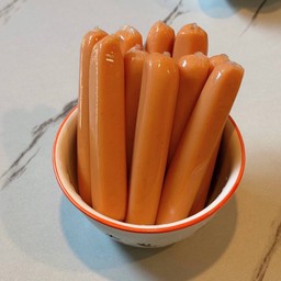 ไส้กรอกไก่สอดไส้ชีส Chicken sausage stuffed with cheese