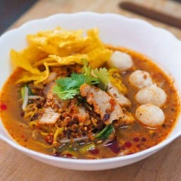 ก๋วยเตี๋ยวชาสี่แยกสิชล
