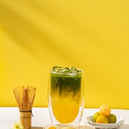 Matcha Mapeed (มัจฉะ x ส้มมะปี๊ดจากจันทบุรี)