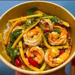 กระเพราหน่อไม้กุ้ง