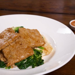 สุกี้แห้งหมู