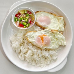 ข้าวไข่ดาวน้ำปลาพริก