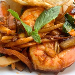 กุ้งผัดหน่อไม้ดอง