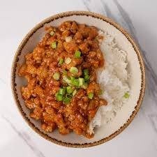 ผัดซอสมะเขือเทศ