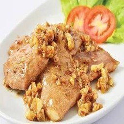 หมูทอดกระเทียม