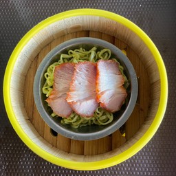 บะหมี่หยกหน้าหมูแดง