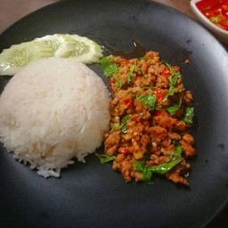 ข้าวกระเพราหมูสับ