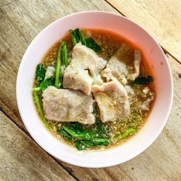 เส้นผสมหมู ราดหน้า