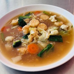 ราดหน้าผักเต้าหู้ไข่