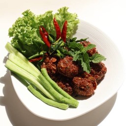 ลาบหมูทอด