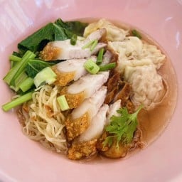 50 ข้าวมันไก่ บะหมี่เกี๊ยวหมูแดง (2)