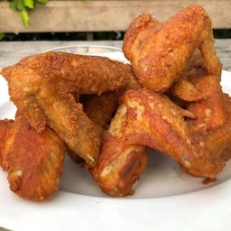 ปีกไก่เต็มทอด