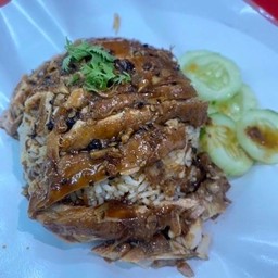ข้าวไก่ต้มน้ำปลา ไก่ต้มอ้ายจิรา