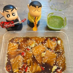 แซลมอลดอง+น้ำจิ้มซีฟู้ด 15 ชิ้น 150