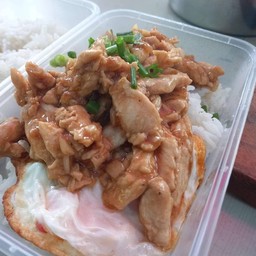 ข้าวไก่กระเทียม