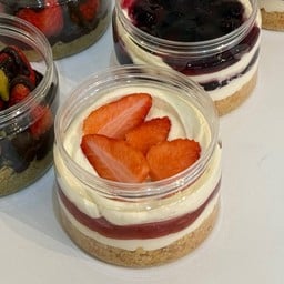 สตอเบอรี่ชีสพาย