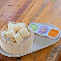 ขนมปัง สังขยาสามสหาย