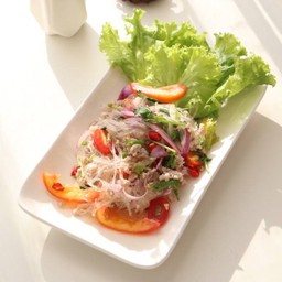 ยำวุ้นเส้นทะเล