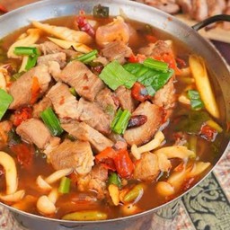 ต้มแซ่บคอหมูย่าง
